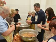 500 adag halászlé az ünnep előtt…