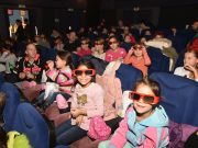 Jótékonysági filmvetítés a moziban…