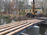 Beemelték az új Kurca hídnak az utolsó elemeit…