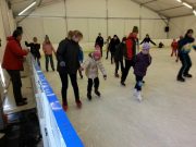 December 1-jén nyit a jégpálya!…