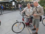 BRINGA DOKI rendelt a zöldségpiacon…