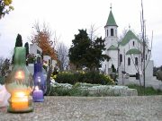 Művirágokat lopta a szentesi temetőből…