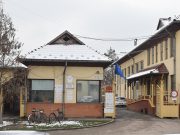 Másik kapun lehet a kórházba behajtani!…