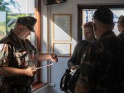 Harminchárom szerződéses tiszt, altiszt és legénységi állományú katona kezdte me…