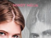 Az érettségi előtt álló Hattie Hoffman egész életében szerepeket játszott: jó ta…