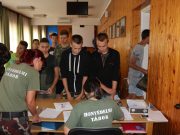 A táborzászló ünnepélyes felhúzásával és alakulatunk parancsnoka, Antal László e…