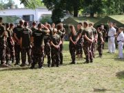 Világ- és Európa-bajnokok a táborlakókkal….