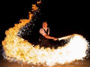 Augusztus 20. 22.15. Ifjúsági Park!…