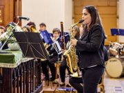 SZENTESI HŐSÖK: Aki által a zene hatássá válik…