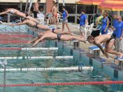 Feledhetetlenné tették a jubileumi úszóversenyt…