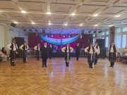 Jövőnkèrt AMI néptàncbemutatò műsora :)…