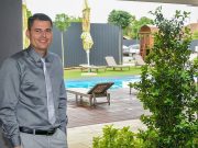 Medence-parti borvacsorát tervez az Open Hotel…