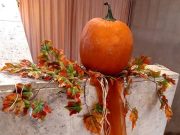 Mostantól őszi dekorral várjuk kedves látogatóinkat! :)…