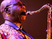 86 éves korában elhunyt a kameruni afrojazz-legenda, Manu Dibango