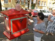 17.00 óráig lesz itt az interaktív postamúzeumi kamion…