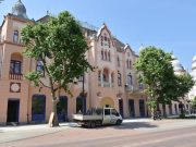 Elbontották a piros paravánt a Petőfi körül…