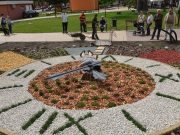 Kész a virágóra!…