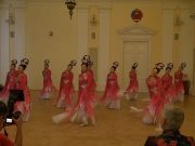 Két kínai, szlovák és bolgár együttesek közreműködésével nemzetközi tánc, ének é…