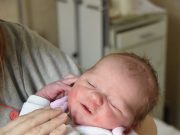 Helga lett az első szentesi baba – bátyja adott nevet a kislánynak…