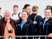 Erősítést jelentő igazolások…