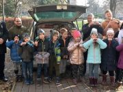 Útra keltek a cipősdobozok…