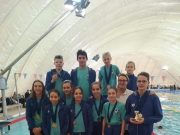 Medencében várták a Mikulást…