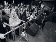 A retro éjjel soha nem érhet véget…