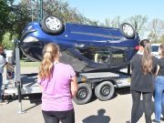 Táblák, bóják, tesztek és egy felborult autó Közlekedésbiztonsági versennyel raj…