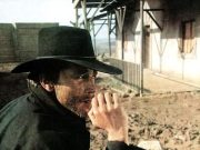 Franco Nero (Django) a Django című 1966-os westernklasszikusban.
Franco Nero i…