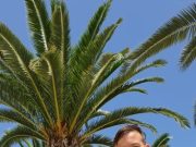 Kedves olvasóink!…