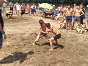 Rekordnevezés a strandbirkózásra…