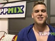 Szombaton 18 órától a Vasas elleni rangadóval folytatja férfi csapatunk. Gyerte…