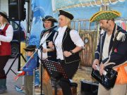 Vitorlát bontott a Tücsök Zenekar…