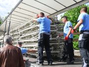 70 professzionális kórházi ágy az adomány…