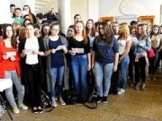 A holokauszt magyarországi áldozataira emlékeztek a HMG-ben (FHD videó)…