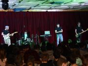 A Kávészünet zenekar rendhagyó irodalomórája:…