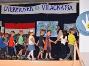 A Gyermekek Világnapja Gálaműsor képekben a Móricz Zsigmond Művelődési Házban:…