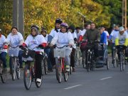 Elindult a 23 órás ünnepi tekergés…