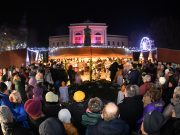 Advent első gyertyája a hit jelképe…