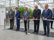 Felavatták a két új, 40 ezer négyzetméteres modern üvegházat…