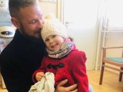 Kata lett játékunk egyik szerencsés nyertese. A Mikulás megjutalmazta egy édessé…