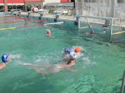 Vízbiztonság a legkisebbeknek és önbizalom építés kamaszoknak – egész nyárra be…