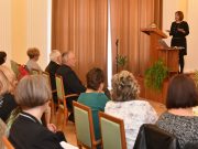 „ Meg kell tanulni táncolni az esőben!”…