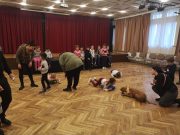 A tegnap délután is jól telt, voltunk kutyás foglalkozáson, jártunk állatboltban…