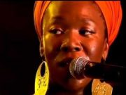 India Arie Simpson and Raul Midon – Come back