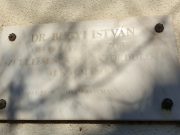 Megújult Bugyi professzor centenáriumi emléktáblája…