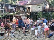 Party hangulat a Tisza parton…
