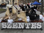 Több ezren búcsúztatták a telet…