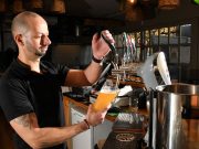 „Tudni kell újdonságot adni a vendégeknek”…