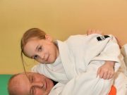 Papa és unokája a tatamin…